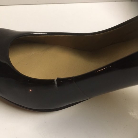 Ann Taylor black patent pump size 91/2 - Picture 2 of 7